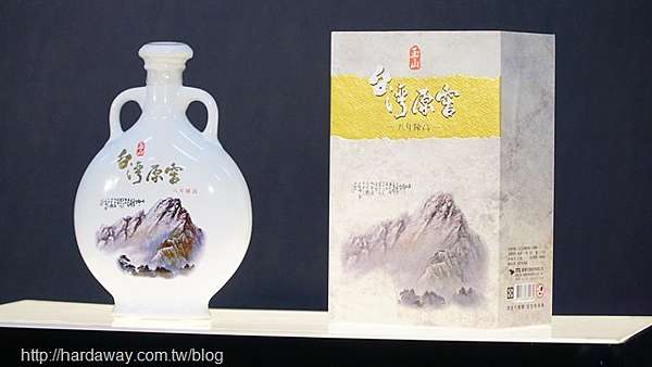 古酒玉山台灣原窖八年陳高高粱酒中華民国(台湾)立法院