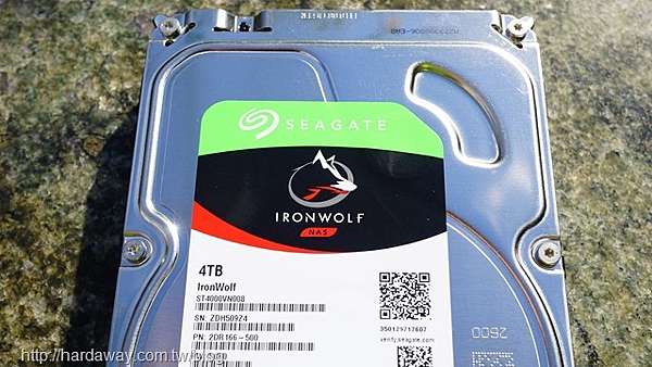 體驗開箱】搭配QNAP TS-251B 4TB Seagate IronWolf NAS HDD，支援IHM
