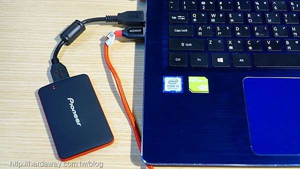 開箱 價錢實惠且輕巧pioneer外接式固態硬碟aps Xs03 在台灣製造的日系質感精工時尚外接式ssd Hy財經資料 旅遊 資訊及美食心得記錄處 開箱 價錢實惠且輕巧pioneer外接式固態硬碟aps Xs03 在台灣製造的日系質感精工時尚外接式ssd Hy財經資料 旅遊 資訊及美食心得記錄處