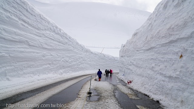 立山黑部雪壁