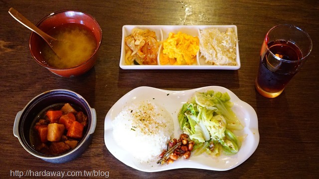 馬鈴薯燉肉定食