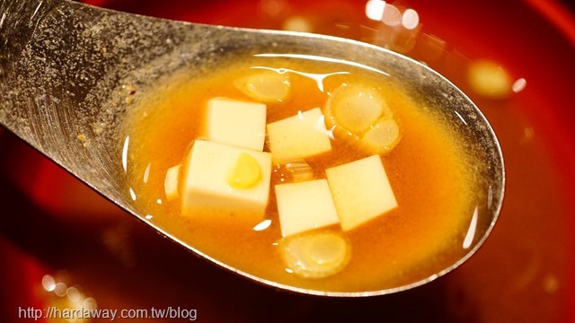 日本橋海鮮丼 辻半Tsujihan味增湯