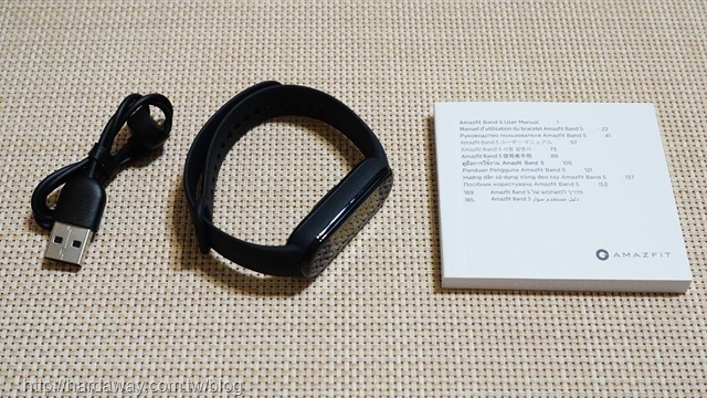 Amazfit Band 5健康心率智能運動手環內容物