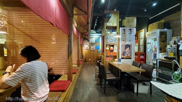 老八風居酒屋江翠店店內環境