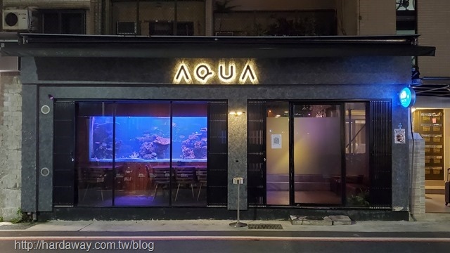 AQUA Lounge