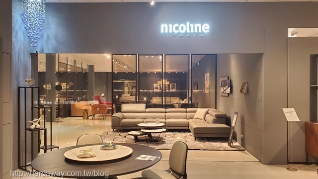 Nicoline手工真皮沙發