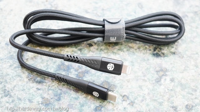 Solide索力得USB-C to Lightning蘋果快充線