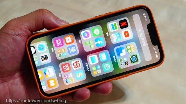 iPhone 13皮革磁吸手機殼