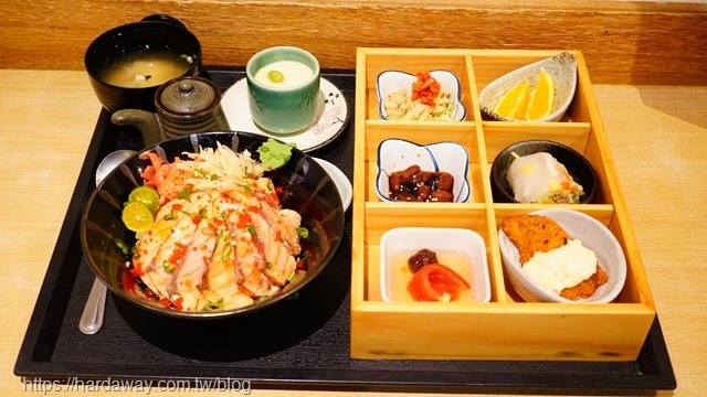 小日子和風食堂炙燒鮭魚丼定食