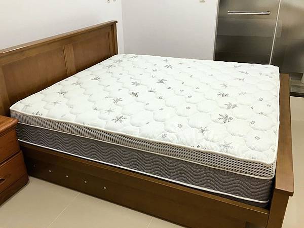 26232488_10155731087224504_1839242772644883297_o