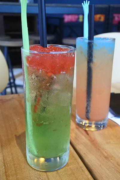 DSC_2019.JPG DSC_2019.JPG