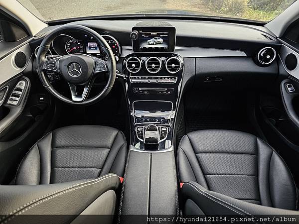 2014 M-Benz 賓士C180 僅跑10萬 內裝極新 