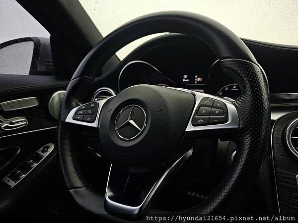 沉穩內斂造就你的不凡 2015 M-Benz 賓士 C300