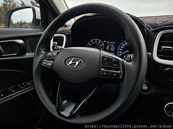 中古車推薦2021 Hyundai現代汽車 VENUE 限量