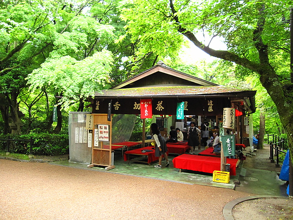 清水寺 07 小徑旁的茶屋.JPG