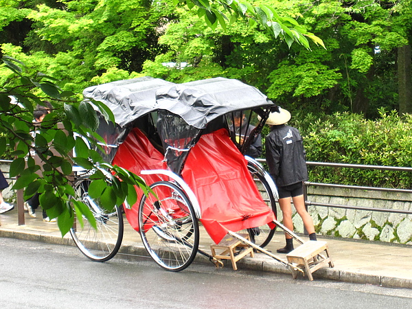 銀閣寺外 03 路上的人力車與車伕.JPG