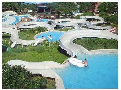 1316096383-3555615682 水上樂園