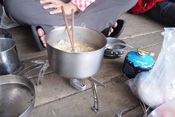 玉山午餐.jpg 玉山午餐.jpg