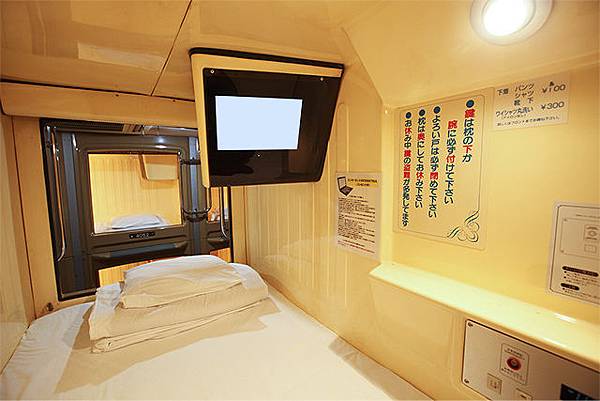 pic_05.jpg pic_05.jpg