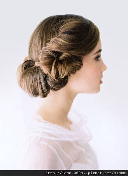 wedding-hair-updo-ideas-formal-elegant-diy-tutorial