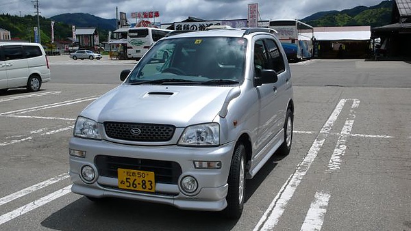 圖10 板藏拉麵停車場小車.jpg