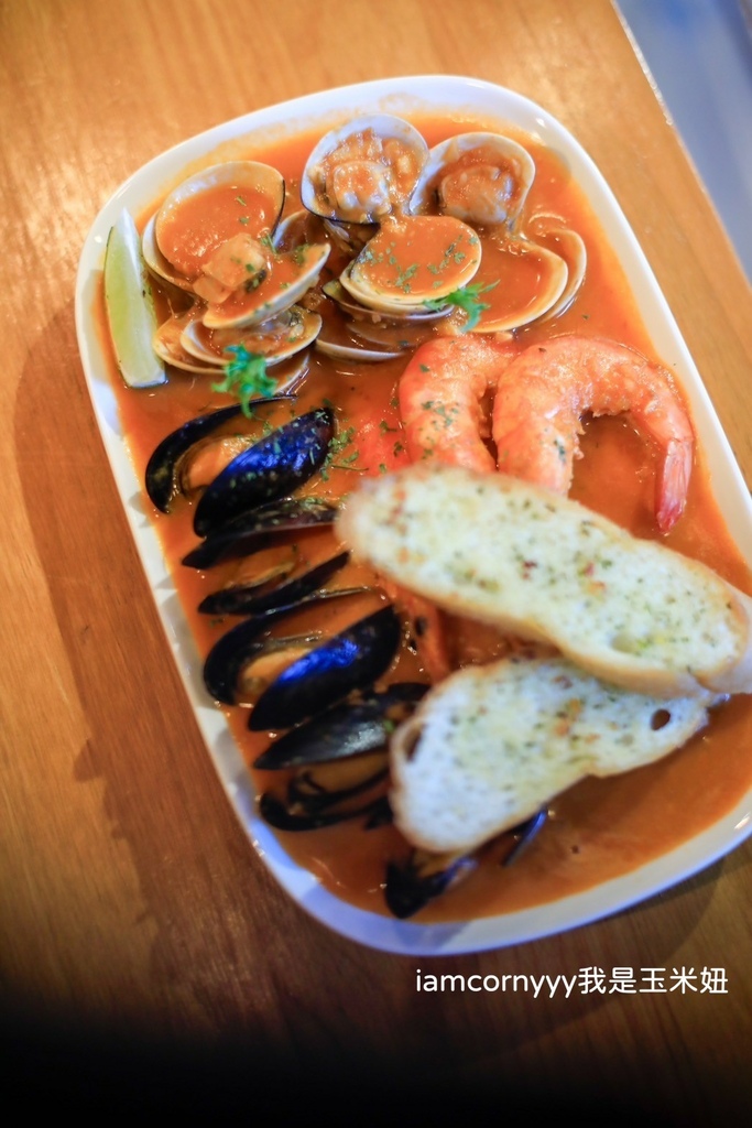 Waiting Bistro 餐酒館-快炒綜合海鮮.jpg Waiting Bistro 餐酒館-快炒綜合海鮮.jpg