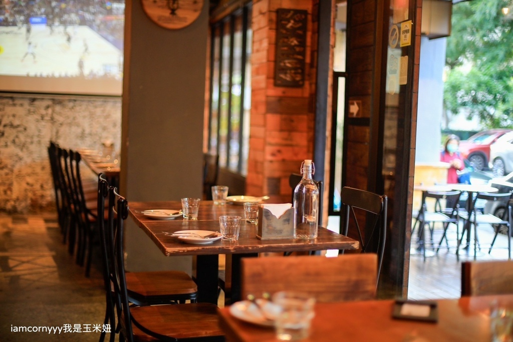 Waiting Bistro 餐酒館-環境1.jpg Waiting Bistro 餐酒館-環境1.jpg