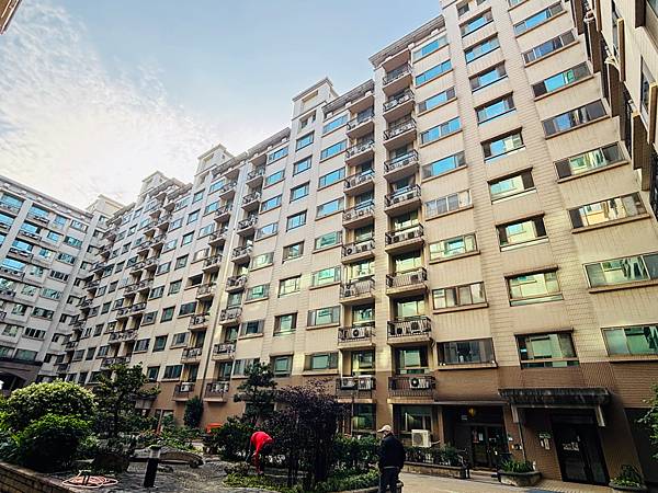 [整層出租]新北市新莊區。電梯大樓輔大金莊~ 3房2廳2衛 