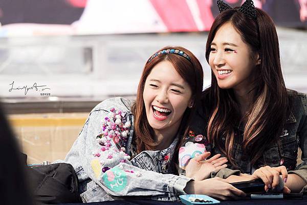 SNSD-YoonYul-3-so-nyuh-shi-daes-s-E2-99-A5nes-E2-99-A5-34640703-960-640