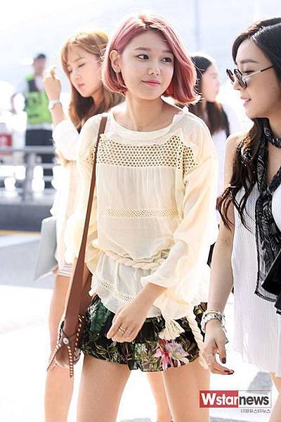 CHHwJ3xUYAEKwJ1 CHHwJ3xUYAEKwJ1