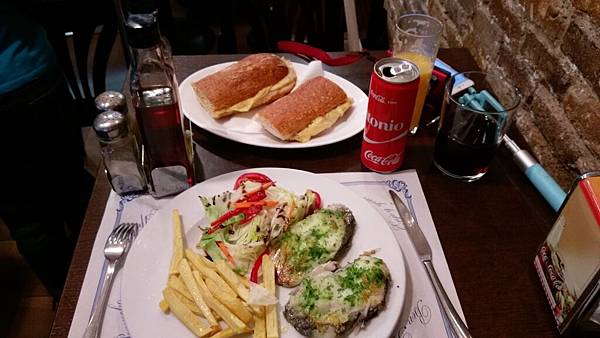 IMAG2390.jpg IMAG2390.jpg