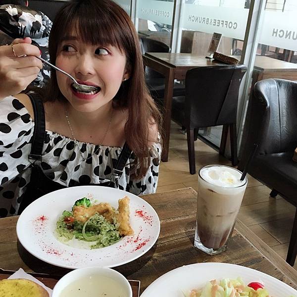 卡卡家_180212_0048.jpg 卡卡家_180212_0048.jpg