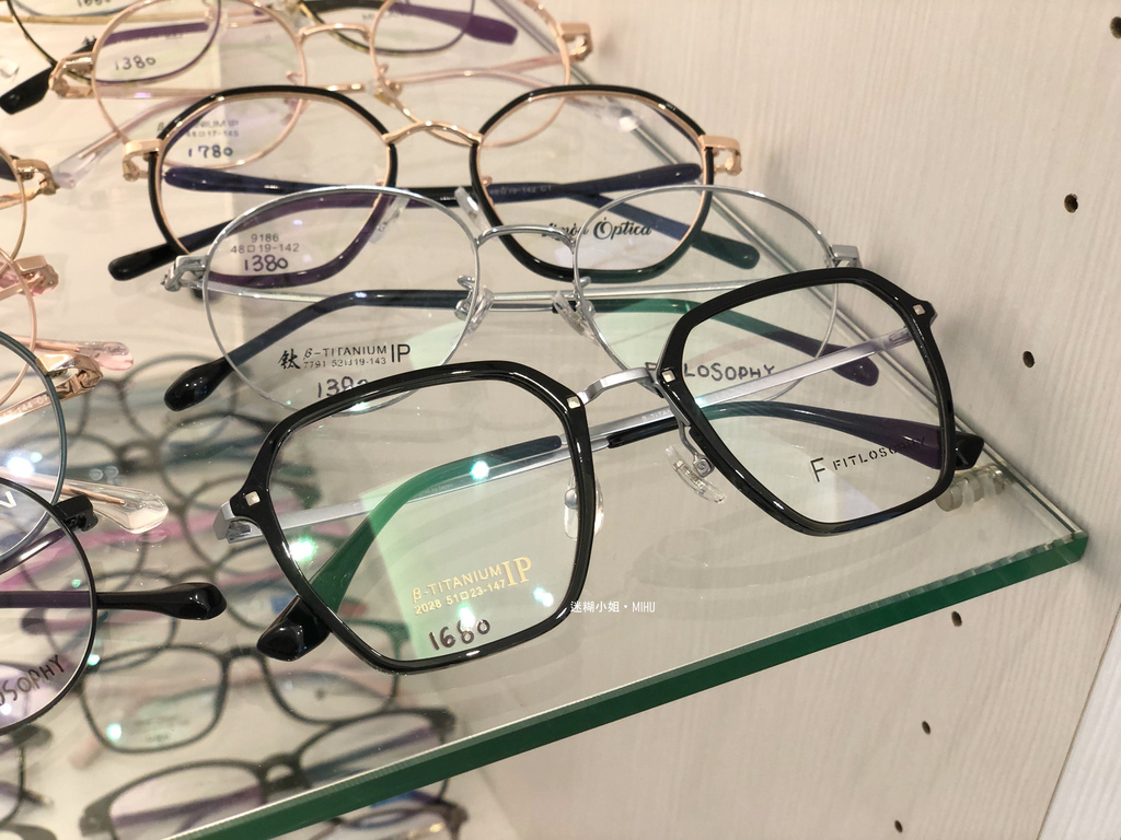 貴婦等級眼鏡行「鏡善鏡美評價好嗎?」帶媽媽一起來,全家都能配