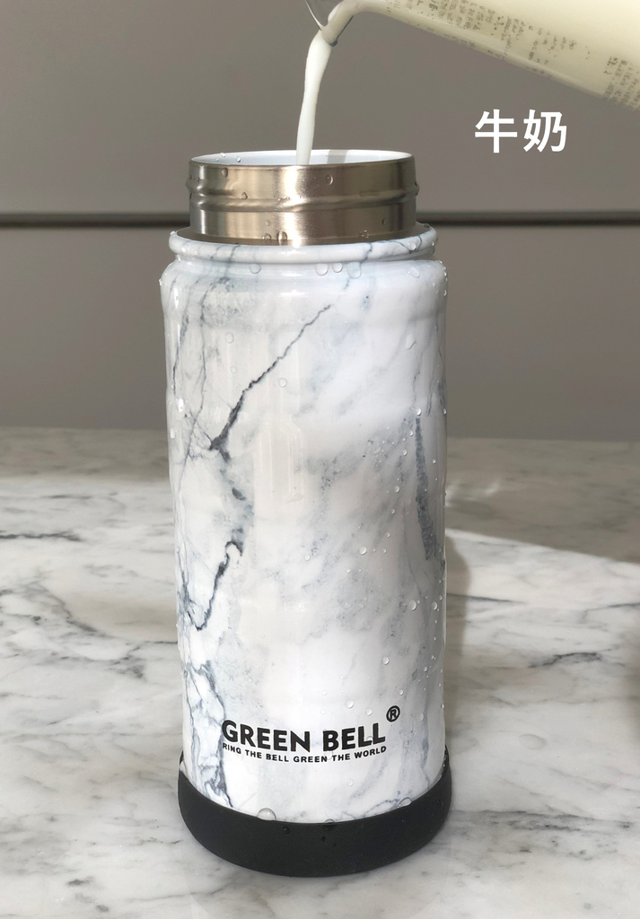 greenbell22_08.jpg greenbell22_08.jpg