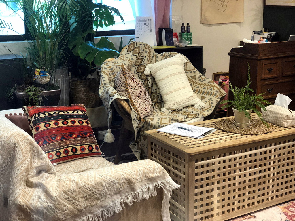 2023好運勢!台北東區最美塔羅占卜店:靈擺與能量、塔羅牌庫 2023好運勢!台北東區最美塔羅占卜店:靈擺與能量、塔羅牌庫