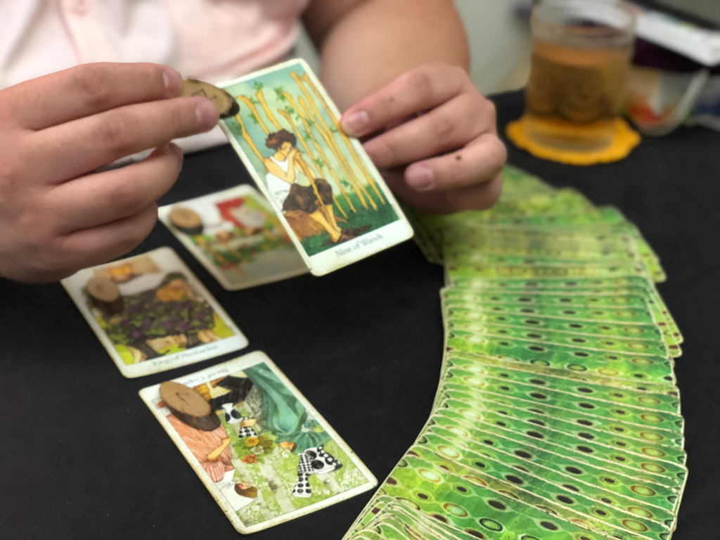 2023好運勢!台北東區最美塔羅占卜店:靈擺與能量、塔羅牌庫 2023好運勢!台北東區最美塔羅占卜店:靈擺與能量、塔羅牌庫