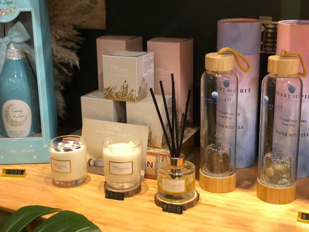 2023好運勢!台北東區最美塔羅占卜店:靈擺與能量、塔羅牌庫 2023好運勢!台北東區最美塔羅占卜店:靈擺與能量、塔羅牌庫