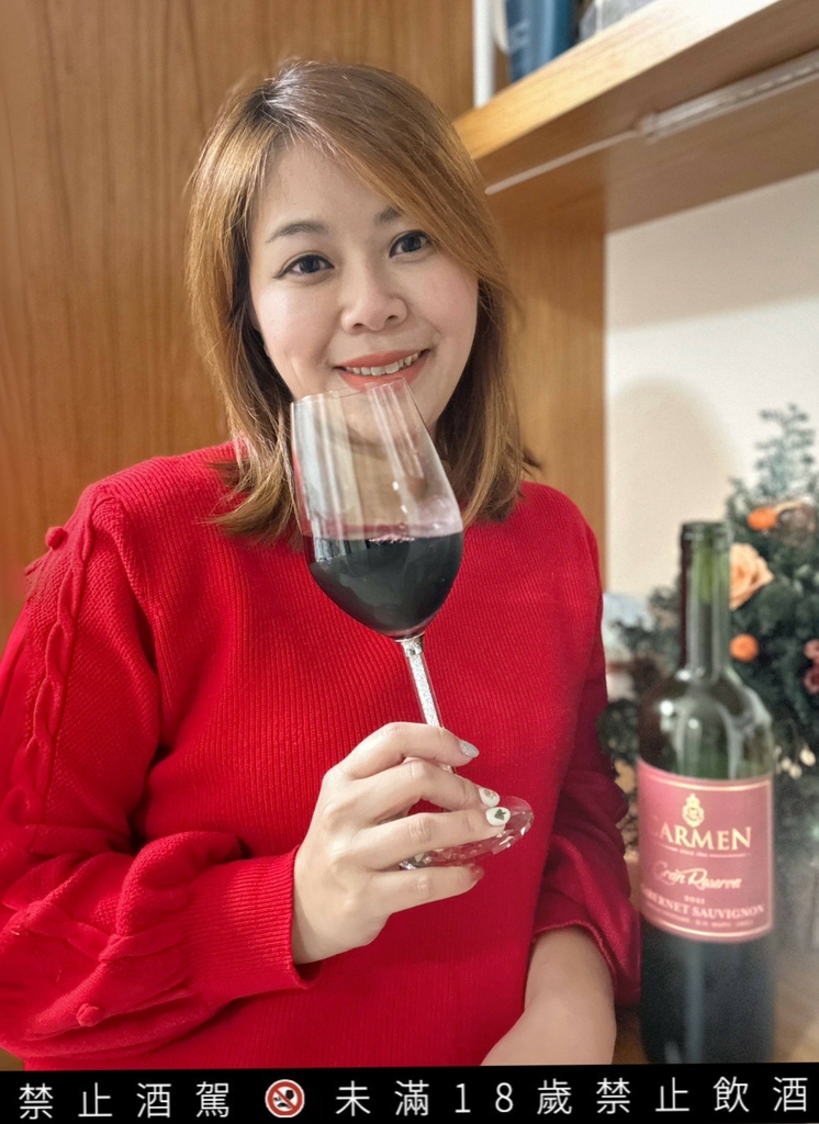 小酌微醺/适合新手入门/平价好喝红酒推荐：智利卡门酒庄-特级