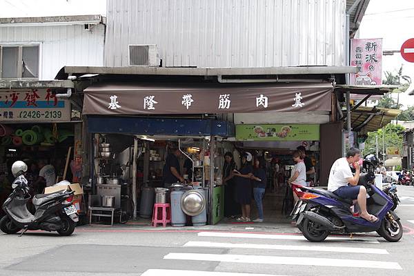 【基隆必吃肉羹】基隆帶筋肉羹麵|激推基隆在地美食小吃|隱藏版肉焿王子麵~美味無法擋!