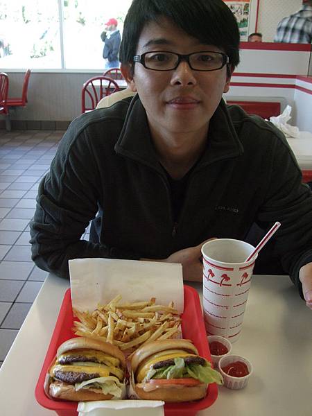 3IN-N-OUT (5).JPG