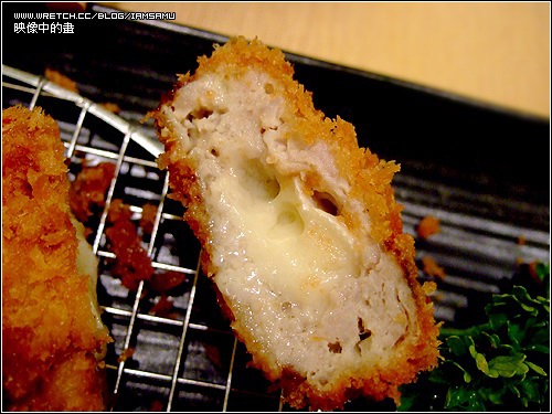 重點主菜－乳酪漢堡肉 