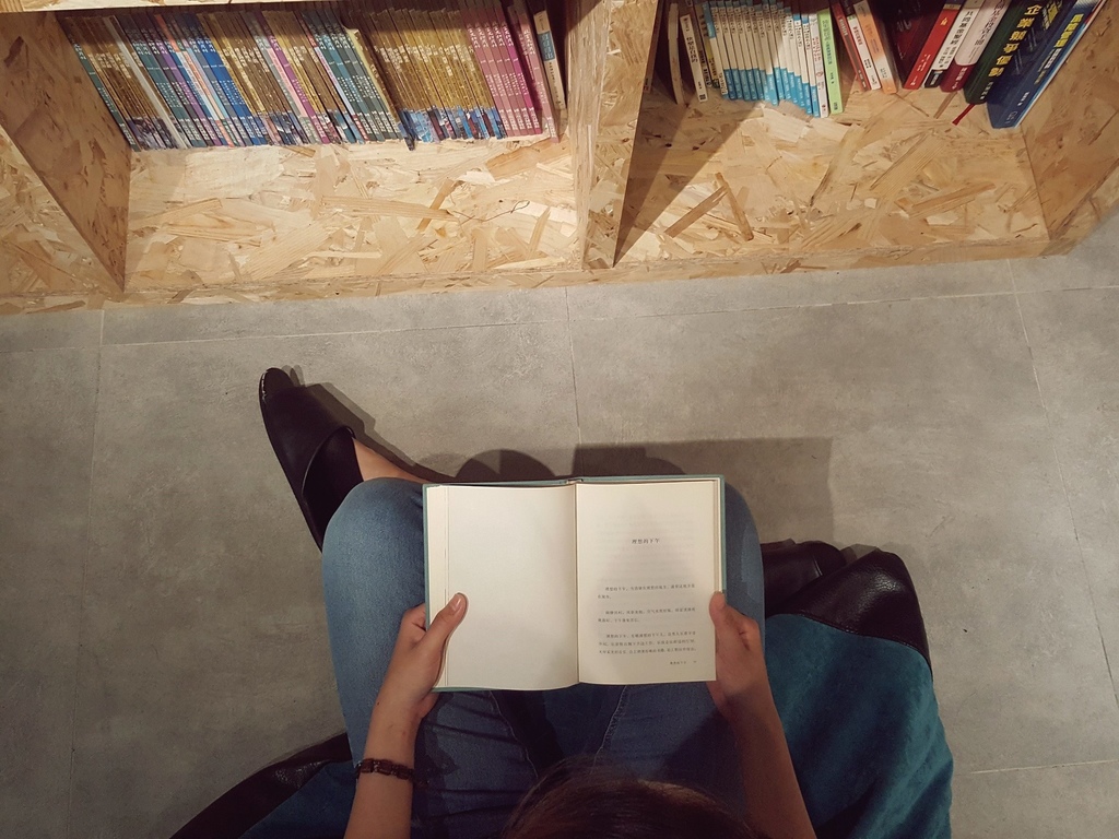 嘉義_171023_0031 嘉義承億輕旅.嘉義火車站.嘉義背包客輕旅、嘉義單車出租.嘉義兩天一夜輕旅行住宿.嘉義旅店.嘉義西區住宿推薦.大花說