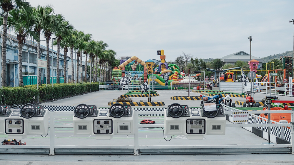 大花說高雄景點網美熱門打卡JETS嘉年華會02.png