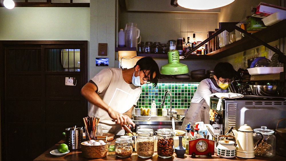 大花說隨身微單眼相機3C開箱olympus pen e-pl10翻轉螢幕4K錄影28.png