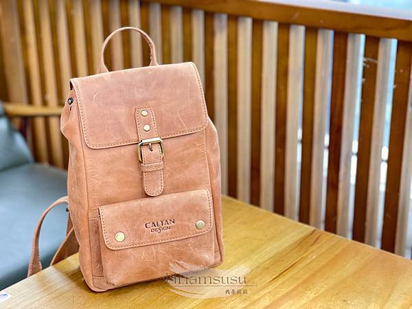 【網購】開箱 CALTAN 輕巧典雅後背包｜無腦穿搭免煩惱！