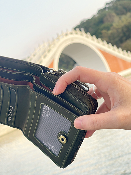 【網購】幸福來得太快，我居然找到我的命定短夾了！