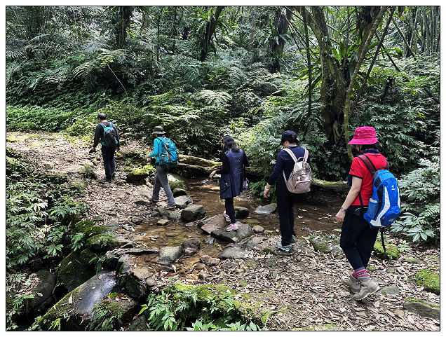 猴山岳步道健走-22.jpg