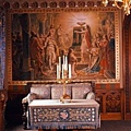 inside-neuschwanstein-castle-living-room.jpg