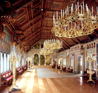 neuschwanstein castle inside.jpg