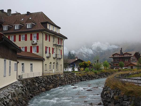 Day 17: Blausee瑞士藍湖 Day 17: Blausee瑞士藍湖